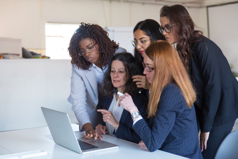 Stock photos for marketing - business people collaborating